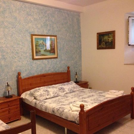 B & B Leonard Acqui Roma Dış mekan fotoğraf