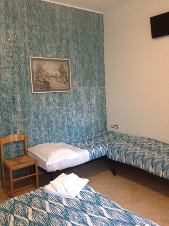 B & B Leonard Acqui Roma Oda fotoğraf